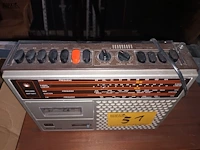 Lot 51 - oude radio’s. 2 stuks - afbeelding 3 van  6