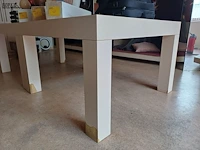 Lot 51 - vierkante tafel - afbeelding 1 van  3