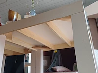 Lot 51 - vierkante tafel - afbeelding 2 van  3