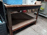 Lot 51 - werktafel - afbeelding 2 van  3