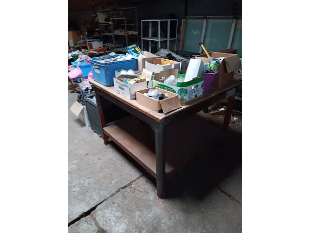 Lot 51 - werktafel - afbeelding 3 van  3