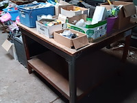 Lot 51 - werktafel - afbeelding 3 van  3
