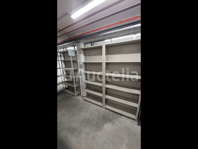 Lot 51 meter lopende stevige metalen rekken - afbeelding 11 van  32