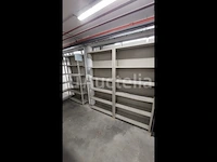 Lot 51 meter lopende stevige metalen rekken - afbeelding 11 van  32