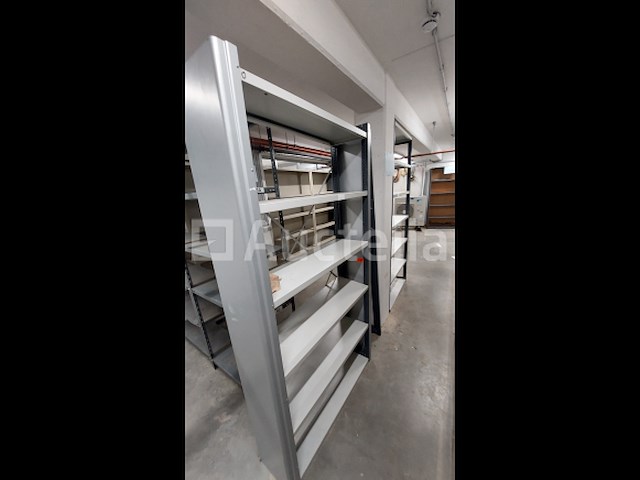 Lot 51 meter lopende stevige metalen rekken - afbeelding 10 van  32