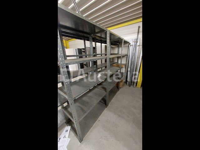 Lot 51 meter lopende stevige metalen rekken - afbeelding 13 van  32