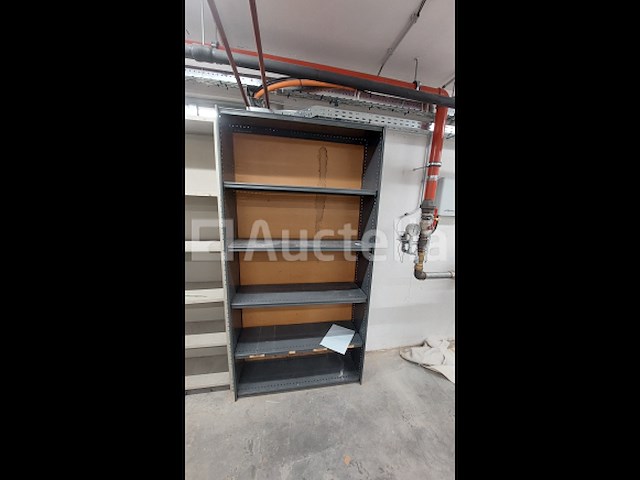 Lot 51 meter lopende stevige metalen rekken - afbeelding 17 van  32