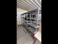 Lot 51 meter lopende stevige metalen rekken - afbeelding 18 van  32