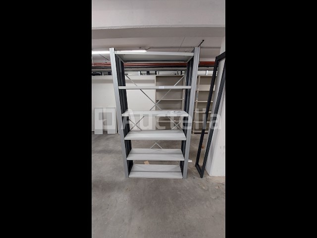 Lot 51 meter lopende stevige metalen rekken - afbeelding 20 van  32