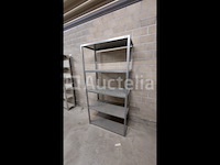 Lot 51 meter lopende stevige metalen rekken - afbeelding 29 van  32