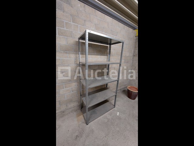 Lot 51 meter lopende stevige metalen rekken - afbeelding 32 van  32