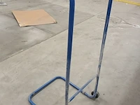 Lot 510 - mobiele vuilniszakhouder - afbeelding 2 van  3