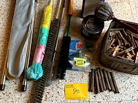 Lot 510 - poetsgerei onderhoud - afbeelding 2 van  5