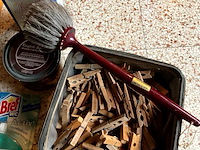 Lot 510 - poetsgerei onderhoud - afbeelding 4 van  5