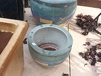 Lot 511 - bloempotten. 7 stuks - afbeelding 3 van  4