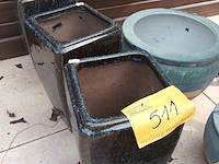 Lot 511 - bloempotten. 7 stuks - afbeelding 4 van  4