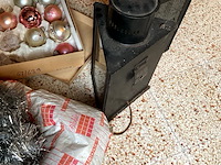 Lot 511 - vintage kerstgerief met lampjes en 2 oude lantaarns - afbeelding 4 van  5