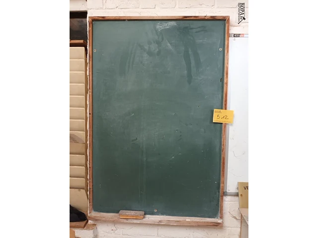 Lot 512 - sorteerwand, krijtbord en brievenbussen - afbeelding 3 van  5