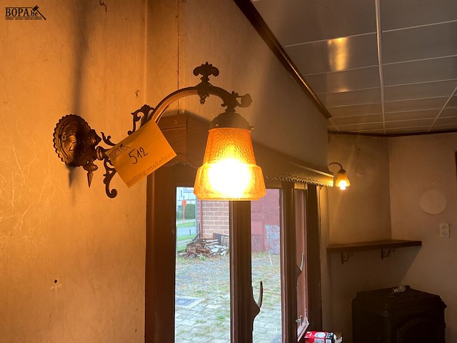 Lot 512 - wandverlichting, 2 stuks - afbeelding 1 van  3