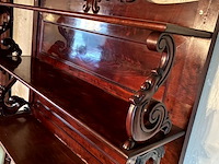 Lot 514 - mahoniehouten rek waterval kast - afbeelding 8 van  10