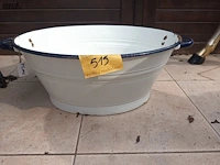 Lot 515 - metalen geëmailleerde kuip - afbeelding 2 van  3