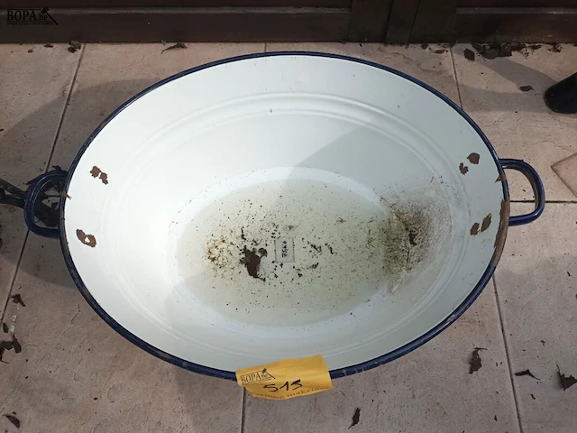 Lot 515 - metalen geëmailleerde kuip - afbeelding 3 van  3