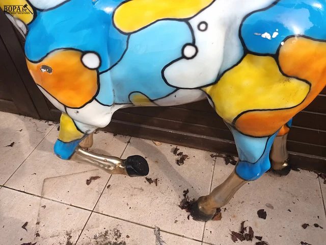 Lot 516 - bronzen geëmailleerd paard - afbeelding 7 van  7