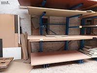Lot 516 - lot multiplex panelen. inhoud rek - afbeelding 1 van  4