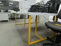 Lot 516 - werktafel - afbeelding 3 van  4
