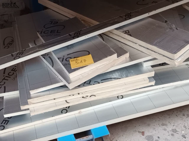 Lot 517 - isolatie panelen - afbeelding 3 van  5