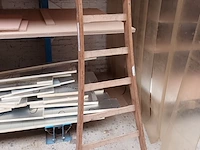Lot 519 - houten ladder - afbeelding 3 van  3