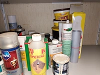 Lot 52 - diverse producten en verf - afbeelding 2 van  4