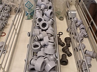 Lot 52 - koppelstukken voor tuinslang. 183 stuks - afbeelding 2 van  5