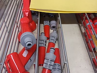 Lot 52 - koppelstukken voor tuinslang. 183 stuks - afbeelding 4 van  5