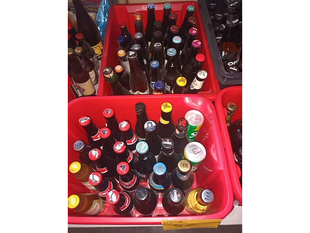 Lot 52 - lot diverse bieren - afbeelding 3 van  4
