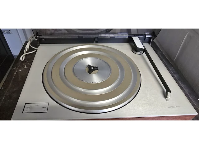 Lot 52 - platenspeler bang & olufsen gr 1900/5701 - afbeelding 2 van  3