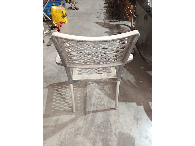 Lot 52 - terrasstoelen. 12 stuks - afbeelding 4 van  4