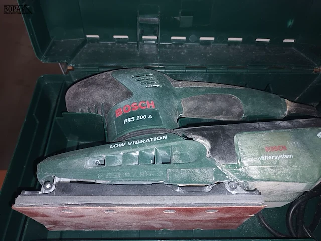 Lot 52 - vlakschuurmachine bosch - afbeelding 2 van  3