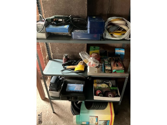 Lot 521 - werkmateriaal, 16 stuks - afbeelding 1 van  14