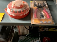 Lot 521 - werkmateriaal, 16 stuks - afbeelding 12 van  14