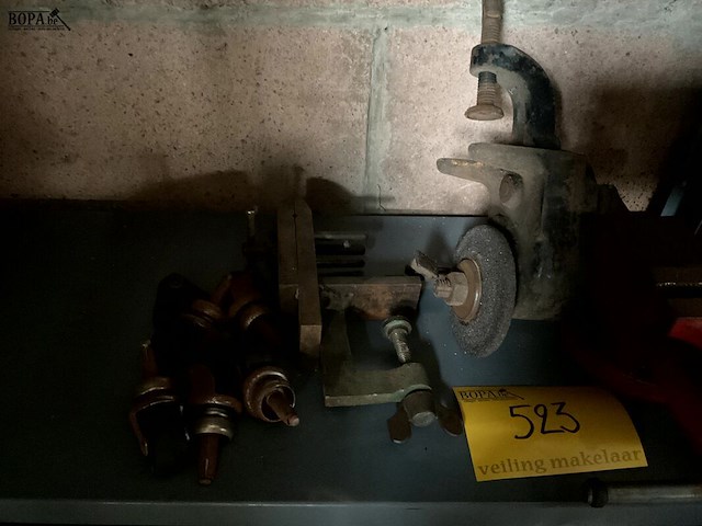 Lot 523 - bankvijzen, 4 stuks - afbeelding 2 van  3