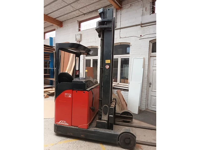 Lot 523 - elektrische heftruck linde - afbeelding 1 van  12