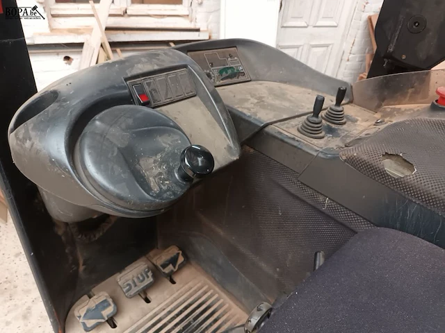 Lot 523 - elektrische heftruck linde - afbeelding 7 van  12