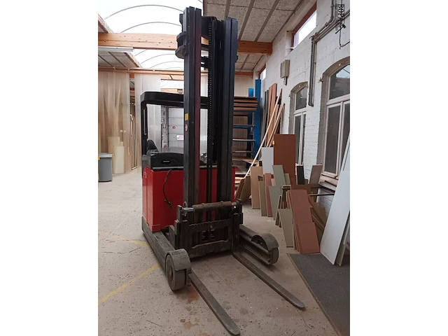 Lot 523 - elektrische heftruck linde - afbeelding 9 van  12