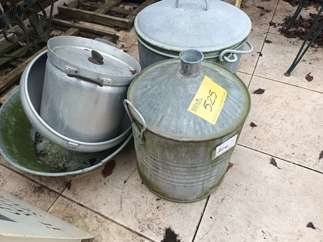 Lot 525 - kommen en kuipen. 5 stuks - afbeelding 2 van  4