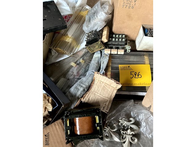 Lot 526 - werkmateriaal - afbeelding 4 van  7