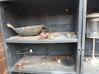 Lot 527 - lot brocante. inhoud kasten - afbeelding 2 van  7