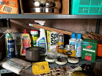 Lot 528 - onderhoudsprodukten allerhande - afbeelding 1 van  5