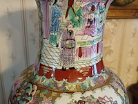 Lot 53 - chinese vaas - afbeelding 2 van  5
