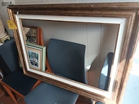 Lot 53 - kaders en spiegel. 3 stuks - afbeelding 2 van  5